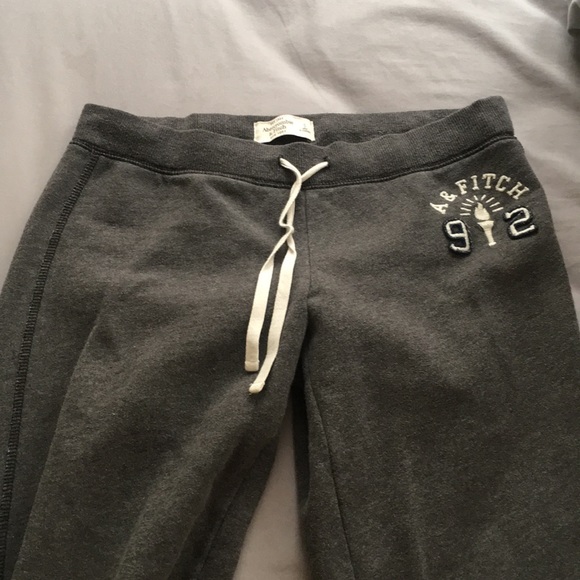 Abercrombie and Fitch sweatpants - Picture 2 of 2